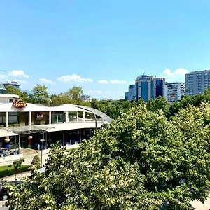 https://bliri-apartments.hotels-in-tirana.com